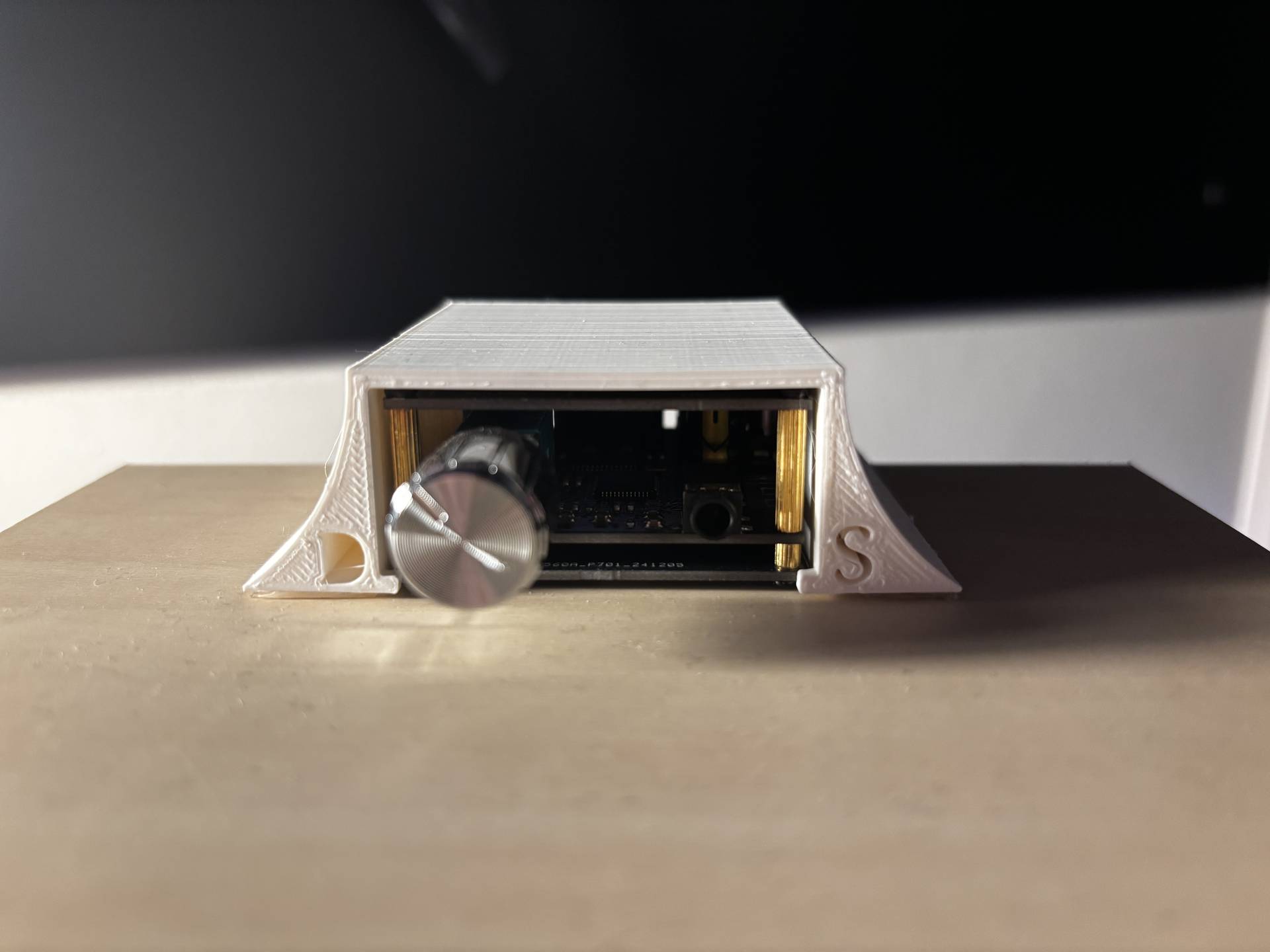 ZK301B amplifier holder/mount for speaker