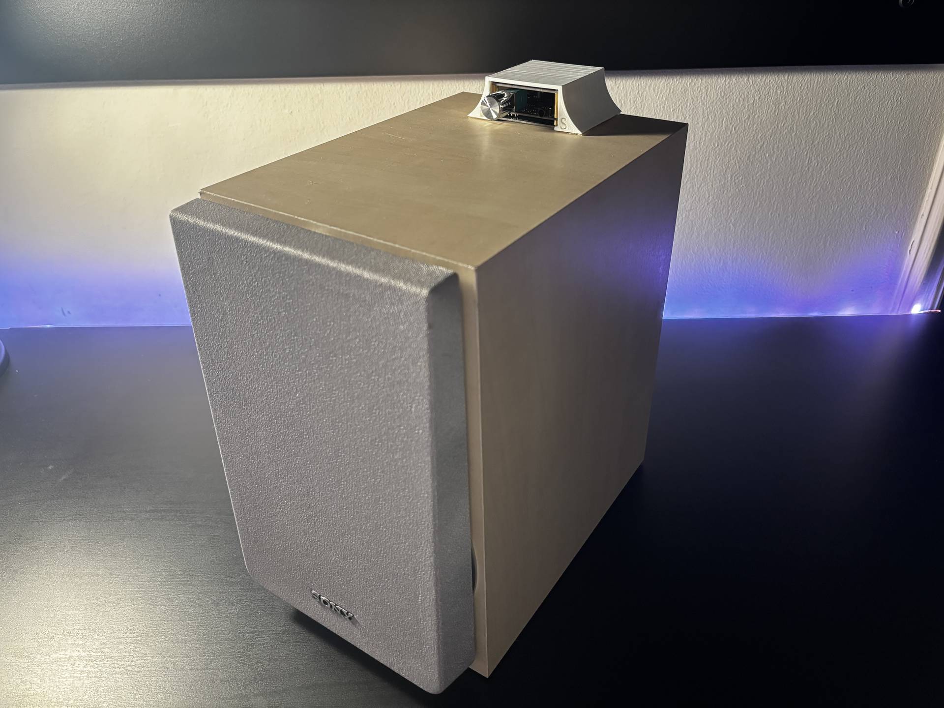 ZK301B amplifier holder/mount for speaker - Image 2